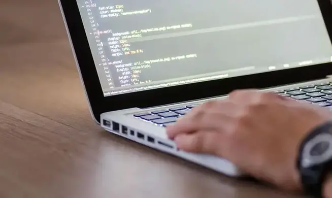 Lenguajes-de-programación-más-utilizados Objetivos-del-Romance